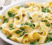 plate of Cheesy Peas-y Pasta